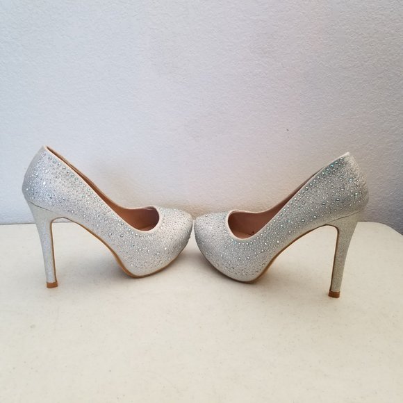 DoDie Silver Rhinestone Covered Stiletto Pumps 8.5 - Picture 3 of 8
